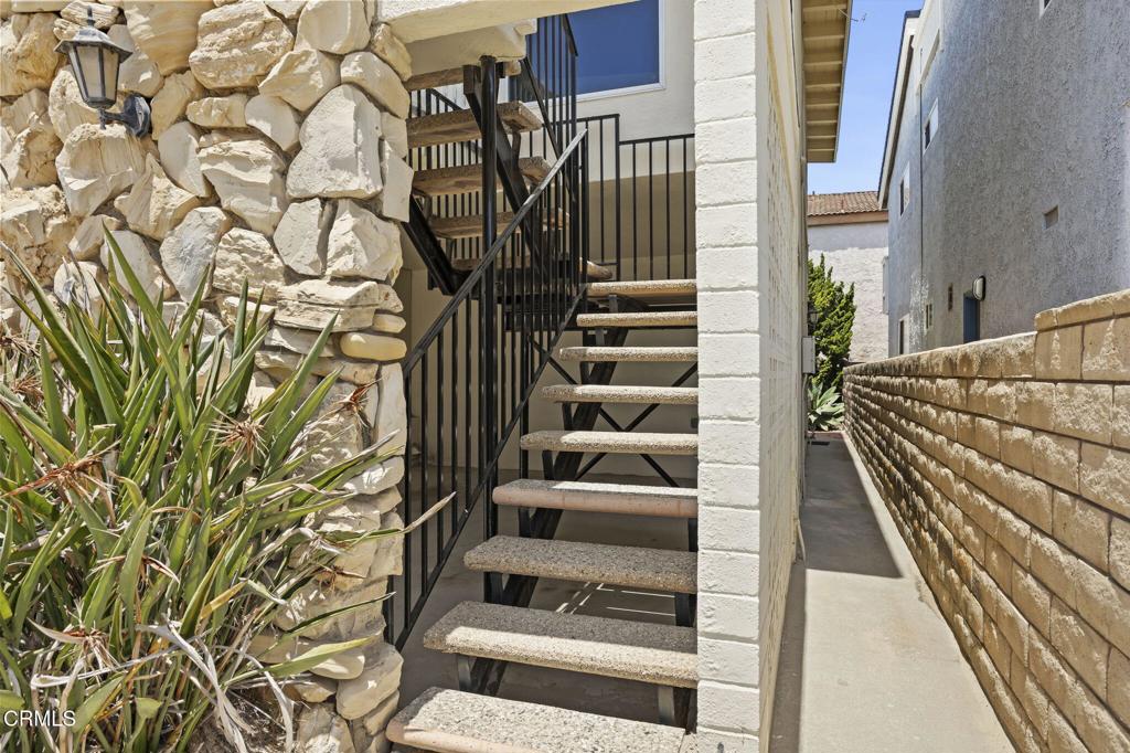 113 La Granada Street