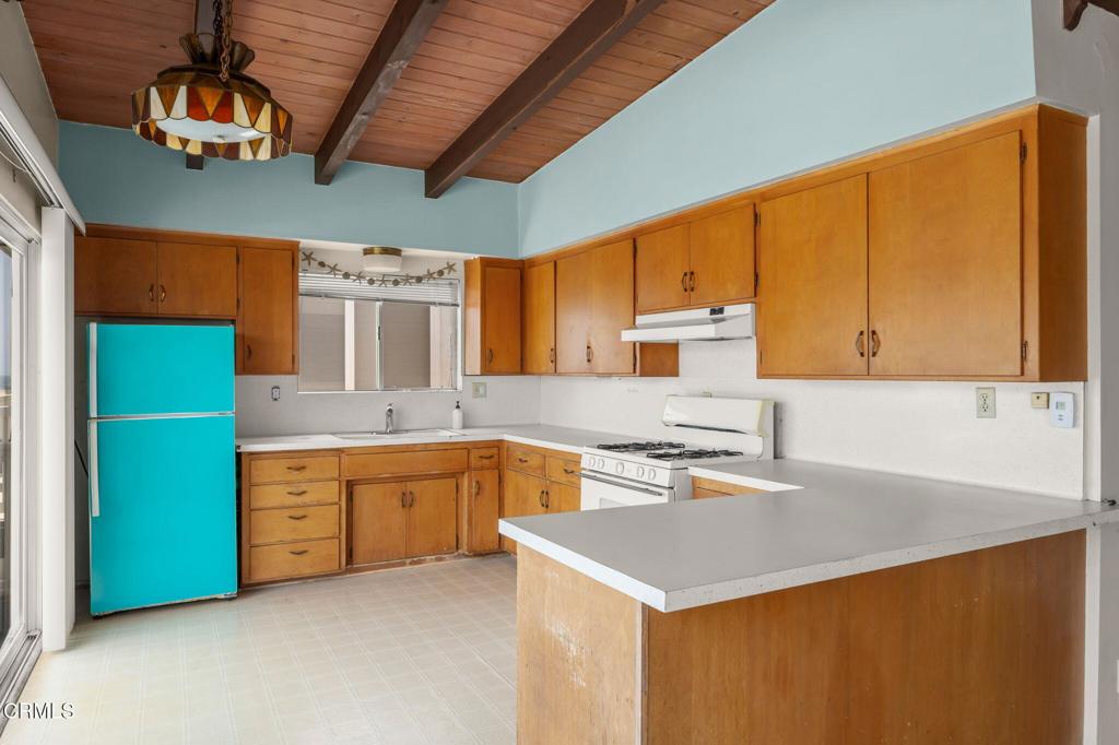 113 La Granada Street