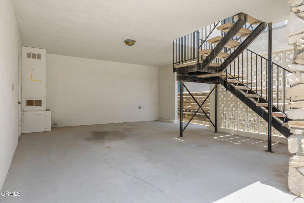 113 La Granada Street