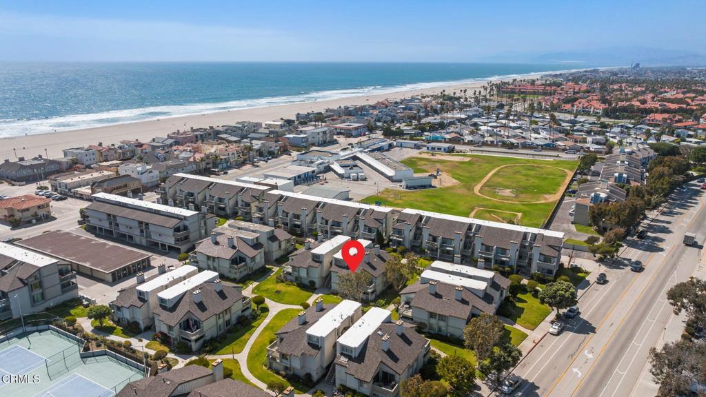 3027 Harbor Boulevard