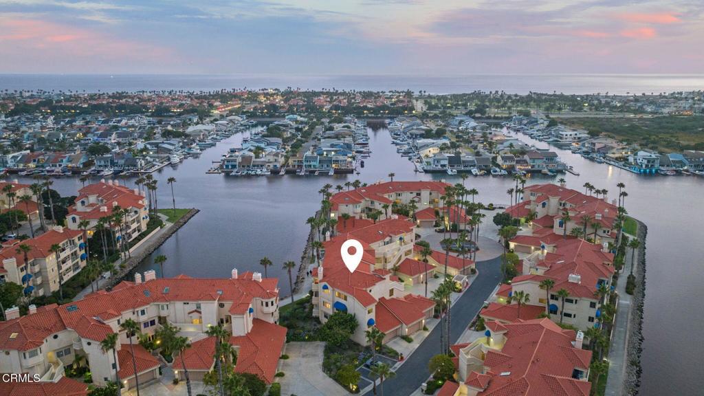 1737 Emerald Isle Way