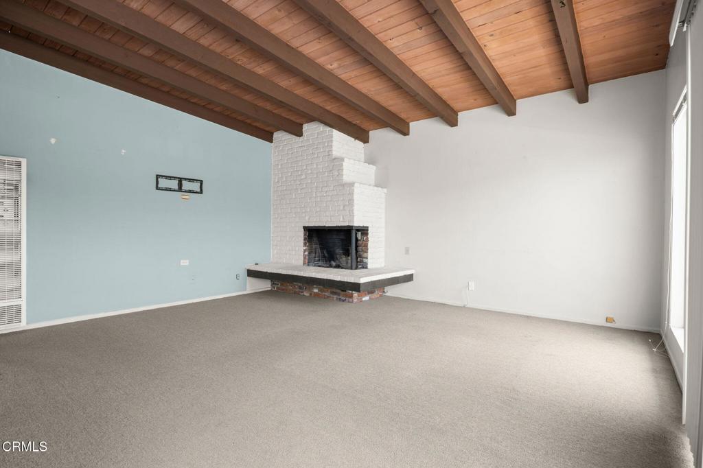 113 La Granada Street