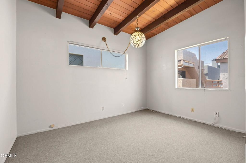 113 La Granada Street