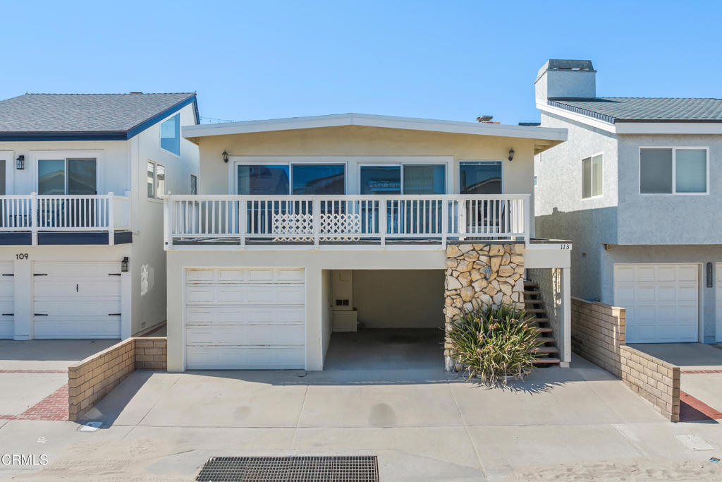 113 La Granada Street