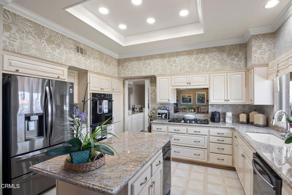 1808 Emerald Isle Way