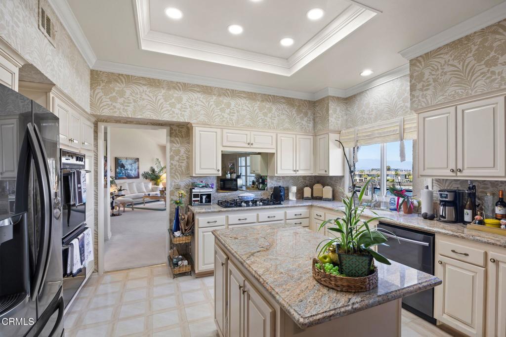1808 Emerald Isle Way