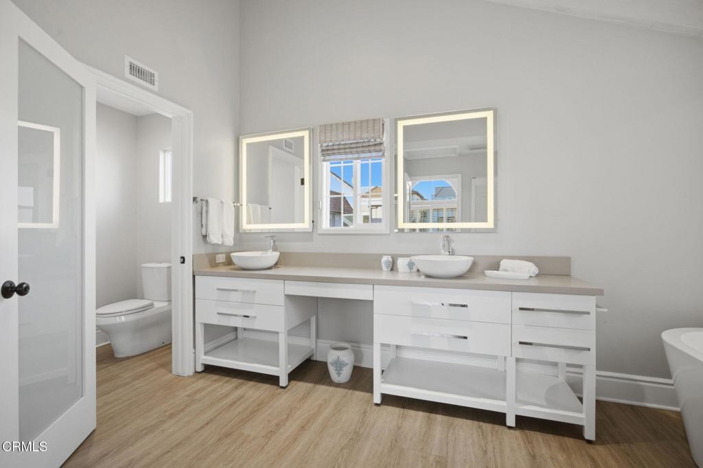 1410 Marine Way