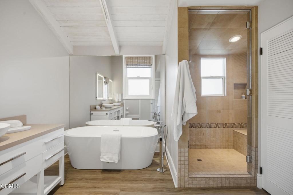 1410 Marine Way