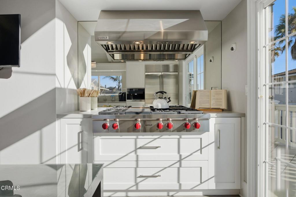 1410 Marine Way