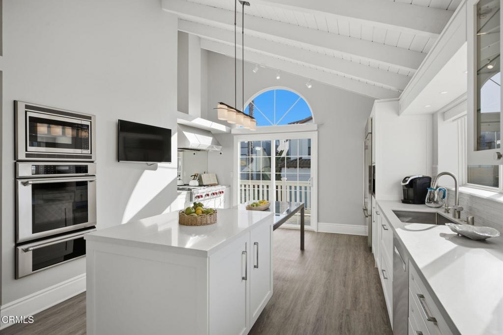1410 Marine Way