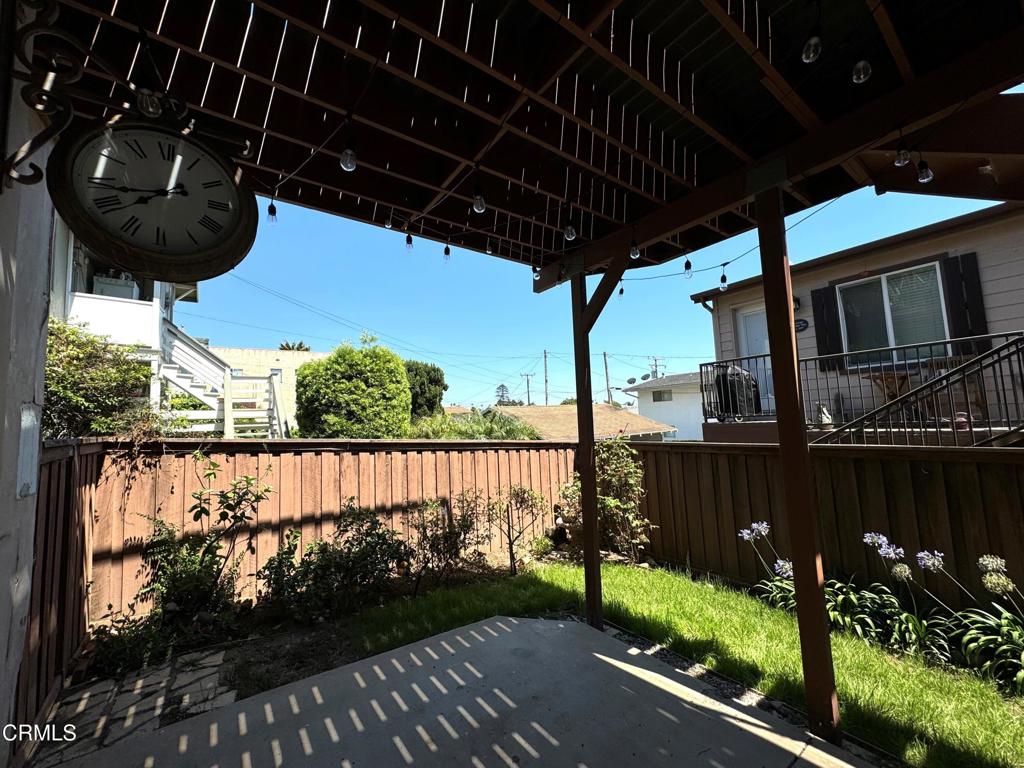 916 Poli Street