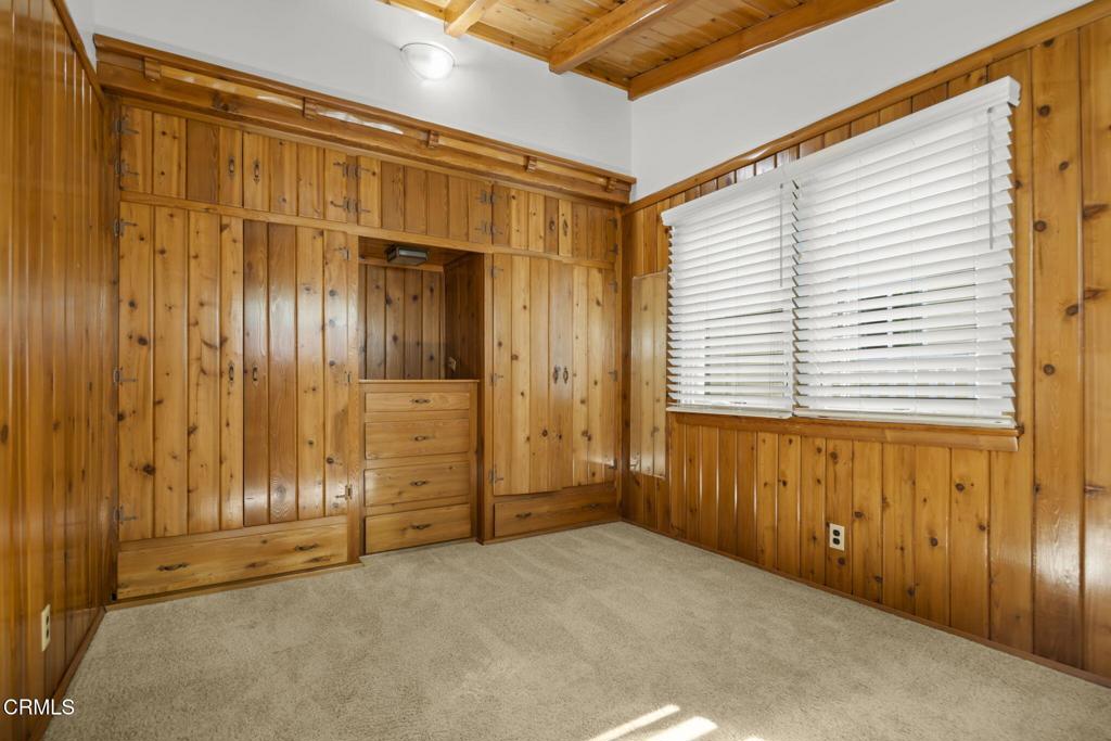332 Sunset Drive