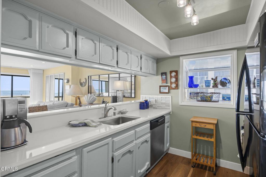 3949 Ocean Drive