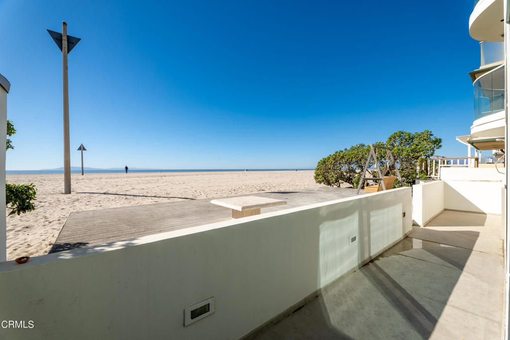 4015 Ocean Drive