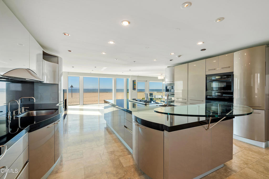 4015 Ocean Drive