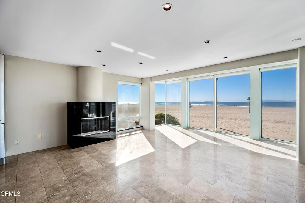 4015 Ocean Drive