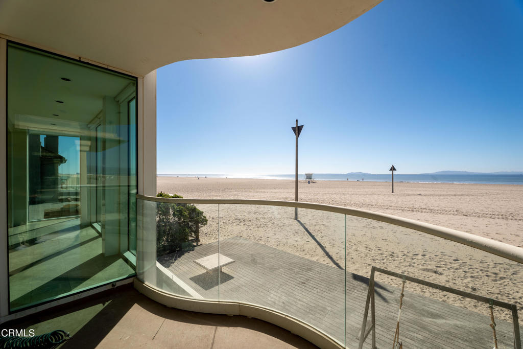 4015 Ocean Drive