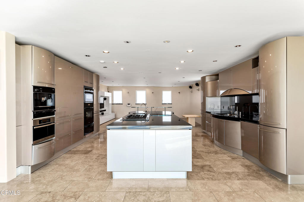 4015 Ocean Drive