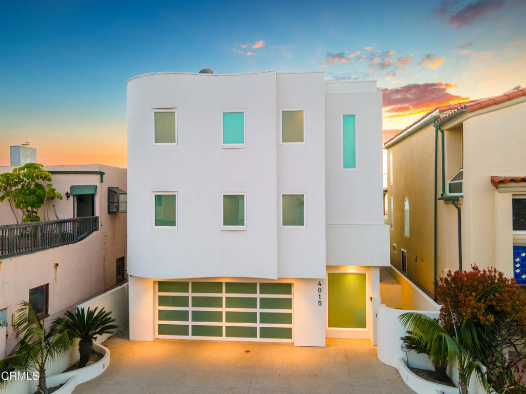 4015 Ocean Drive