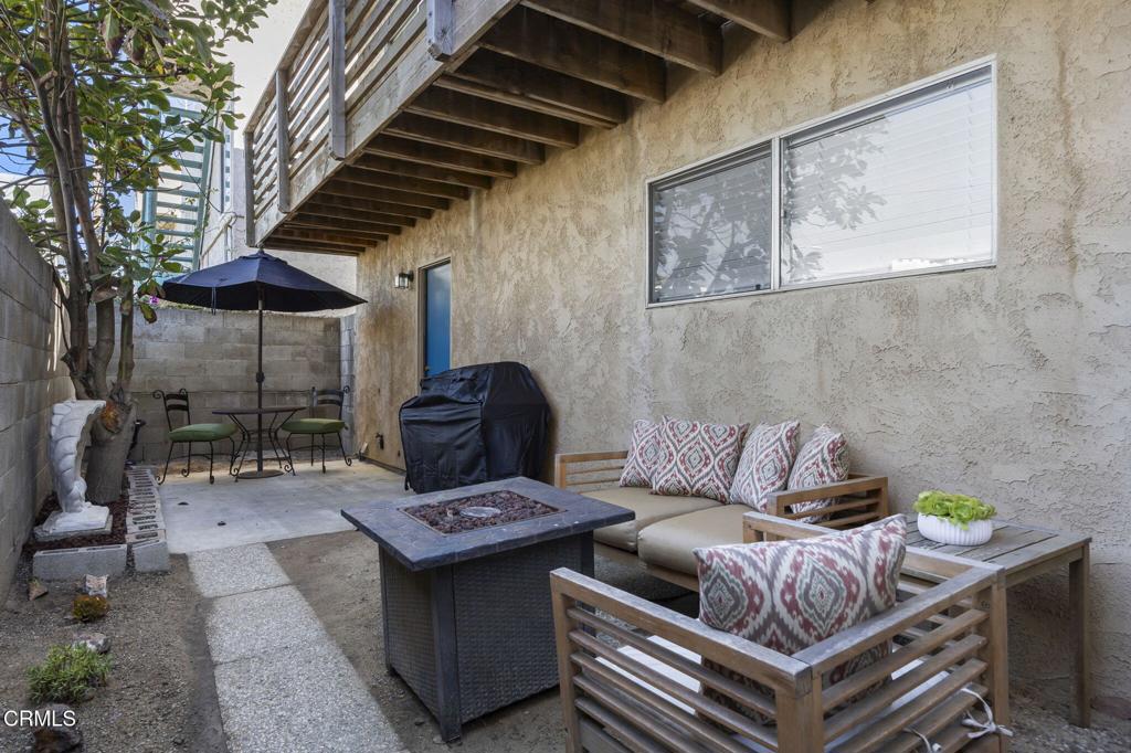 261 Hollywood Boulevard
