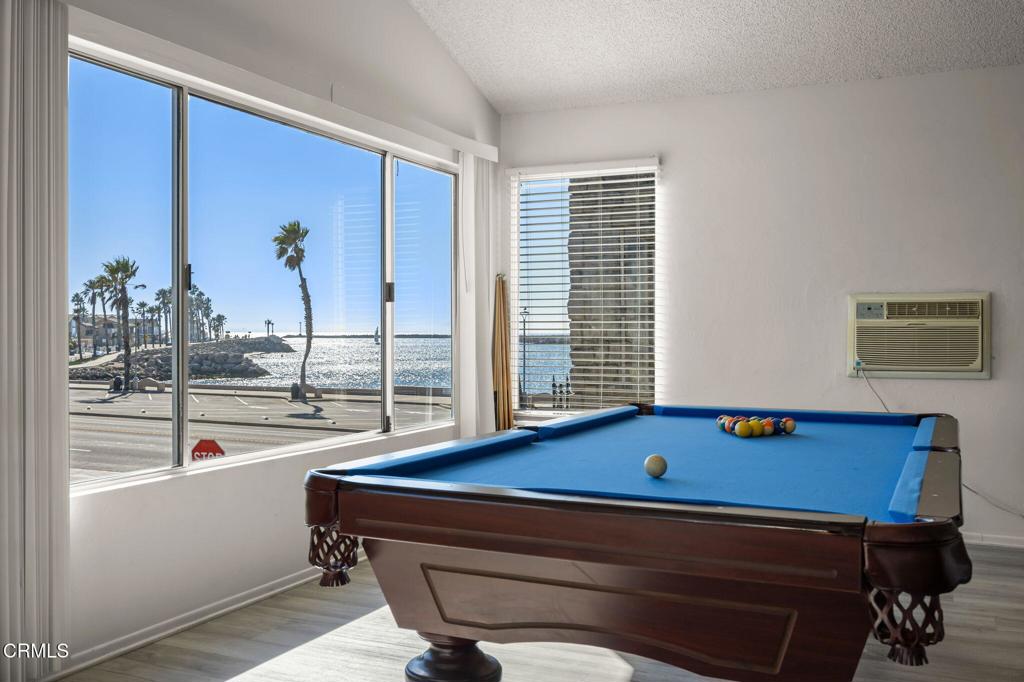261 Hollywood Boulevard