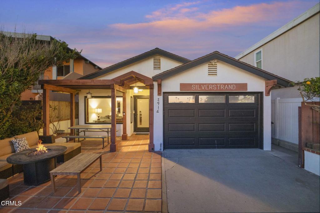 2916 Lakeshore Court