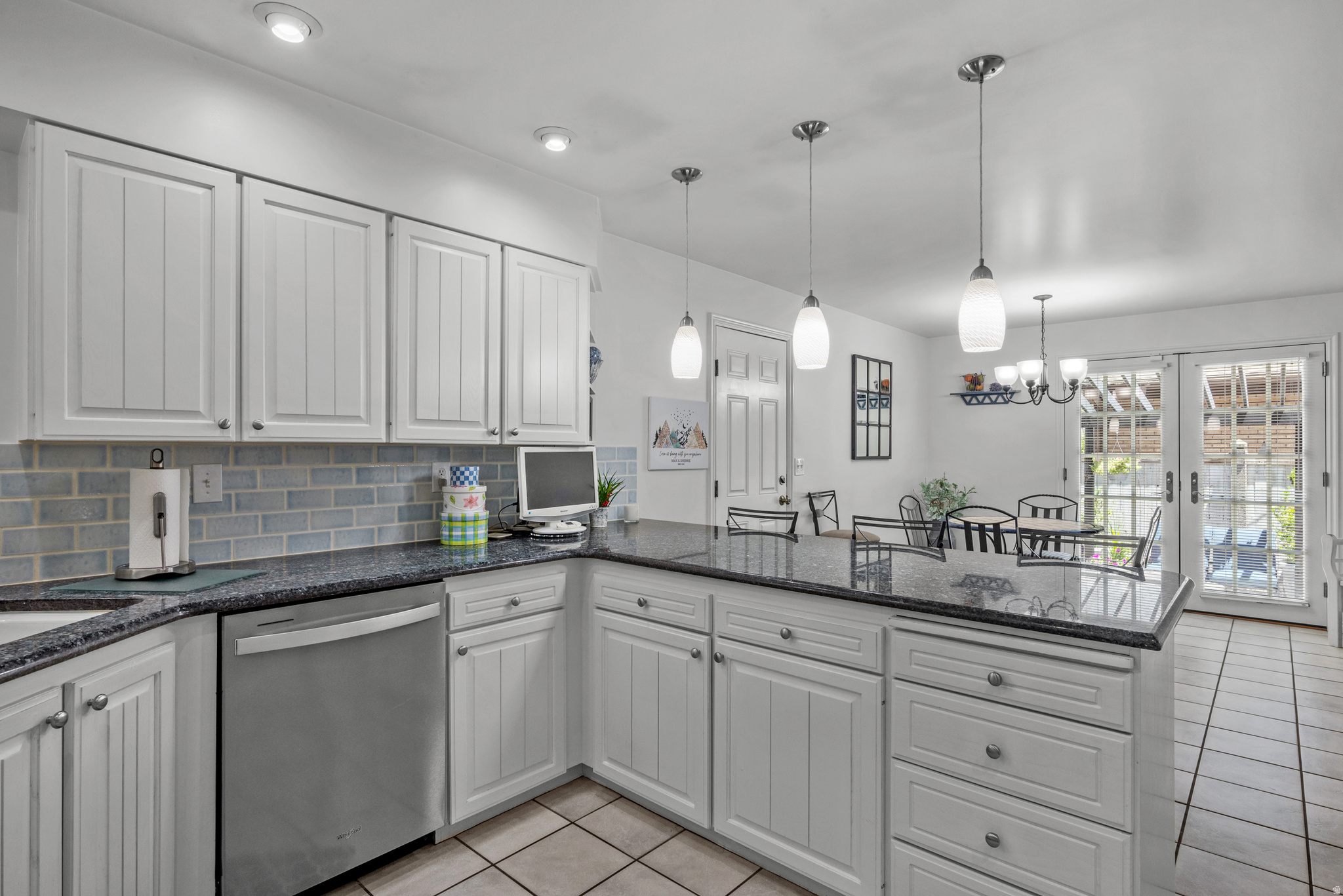 1540 E STONEMOOR CIR