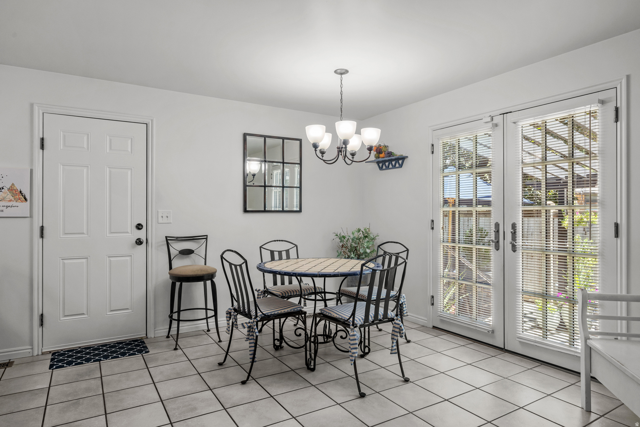 1540 E STONEMOOR CIR