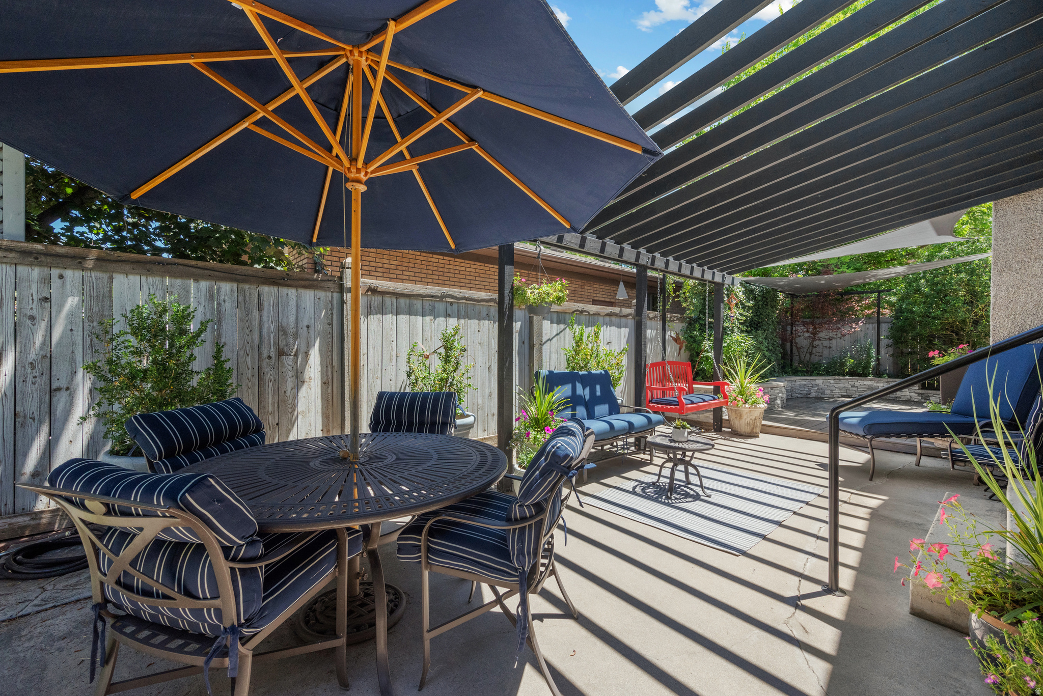1540 E STONEMOOR CIR
