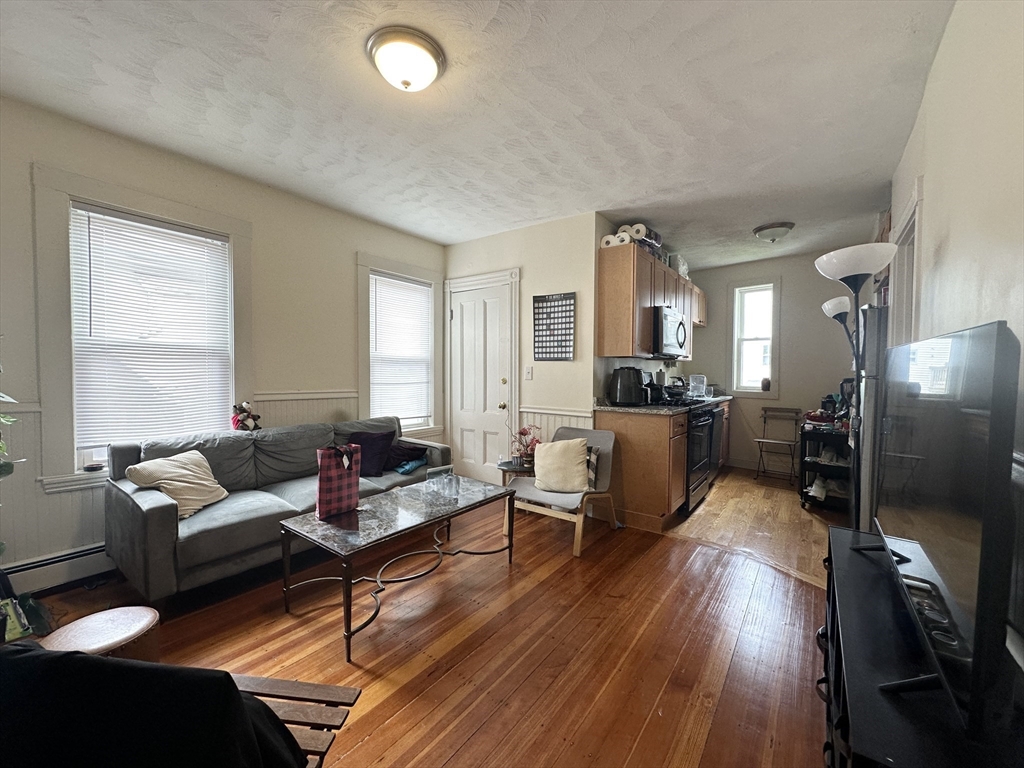 146 Webster Rd # 2
