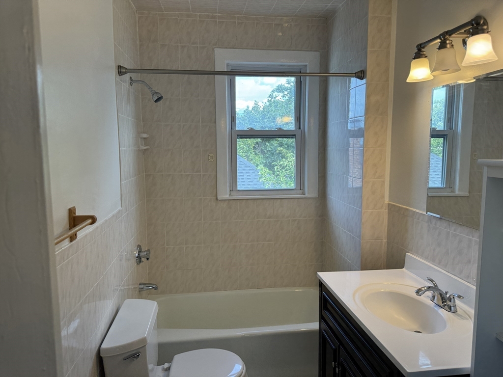 17 Frank St # 3