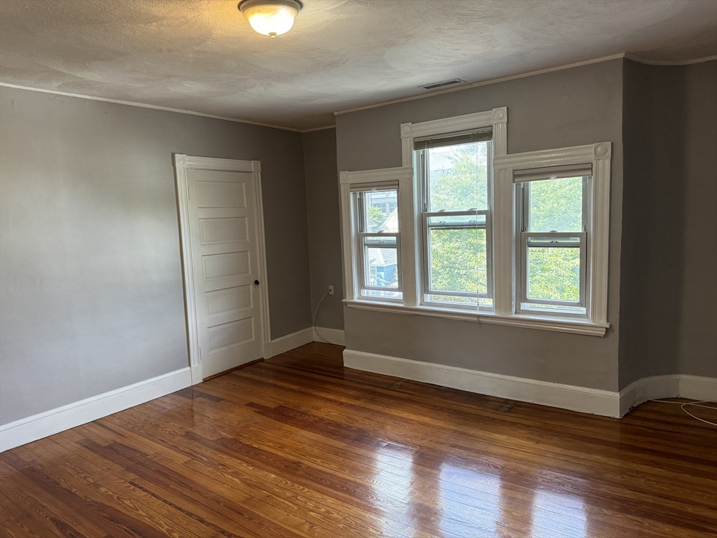 17 Frank St # 3