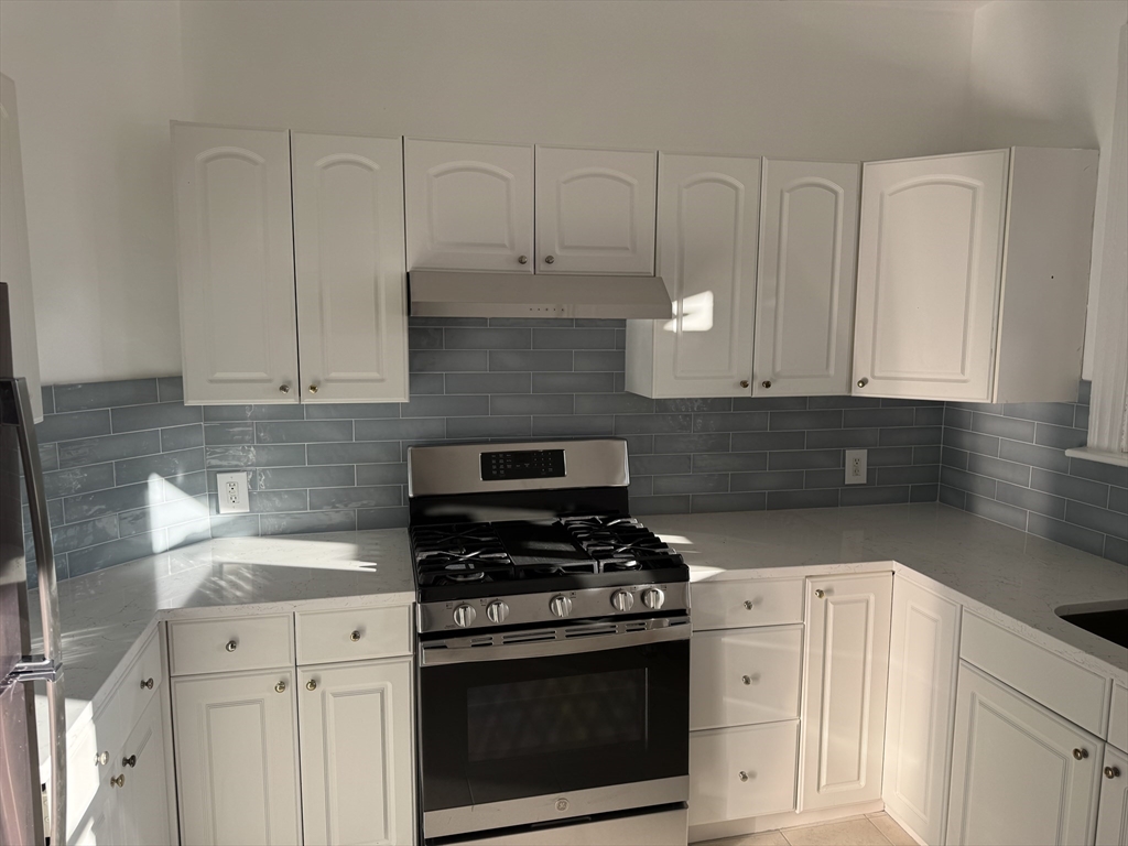 17 Frank St # 2