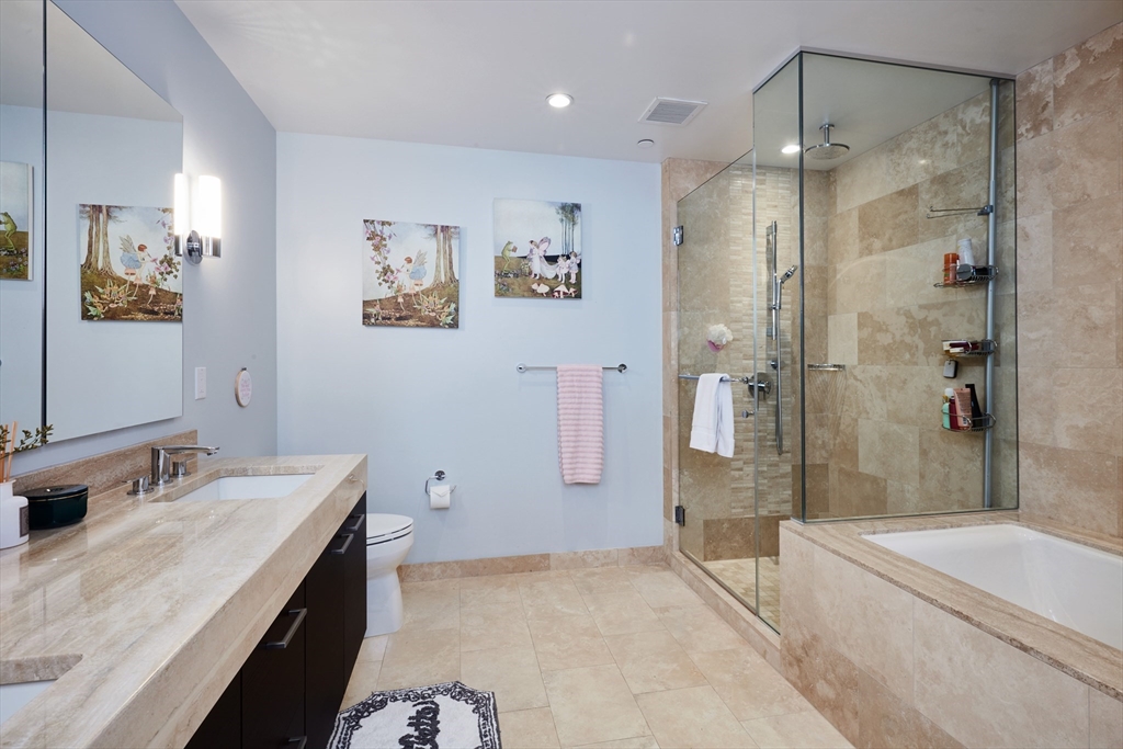 1 Franklin St # 1907