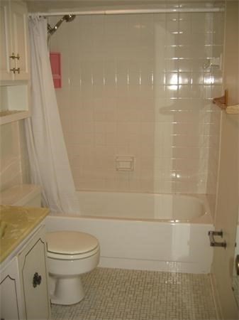 1580 Massachusetts # 3B