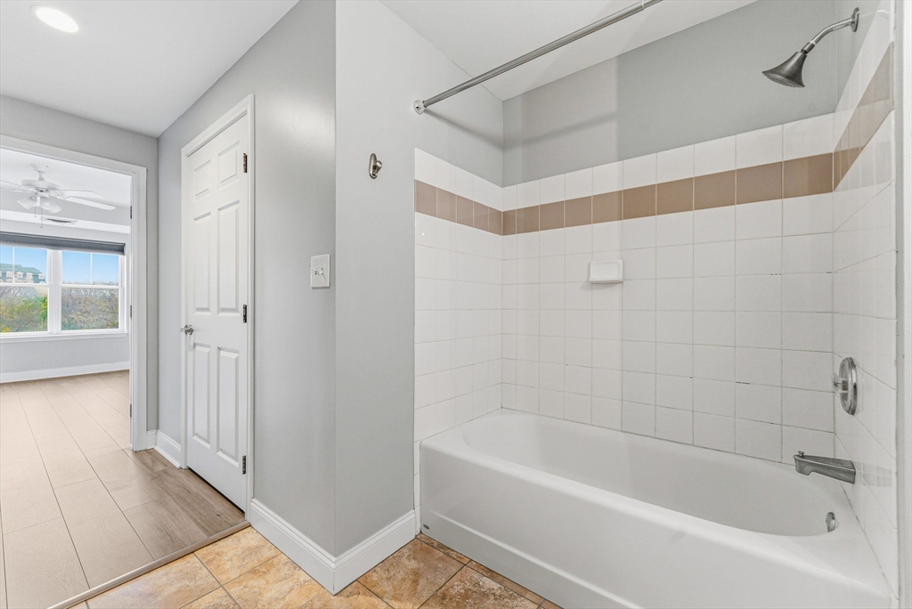 10 Seaport Dr # 2311