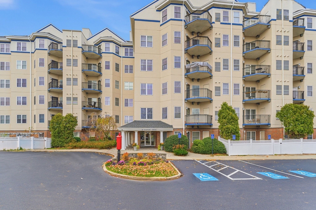 10 Seaport Dr # 2311