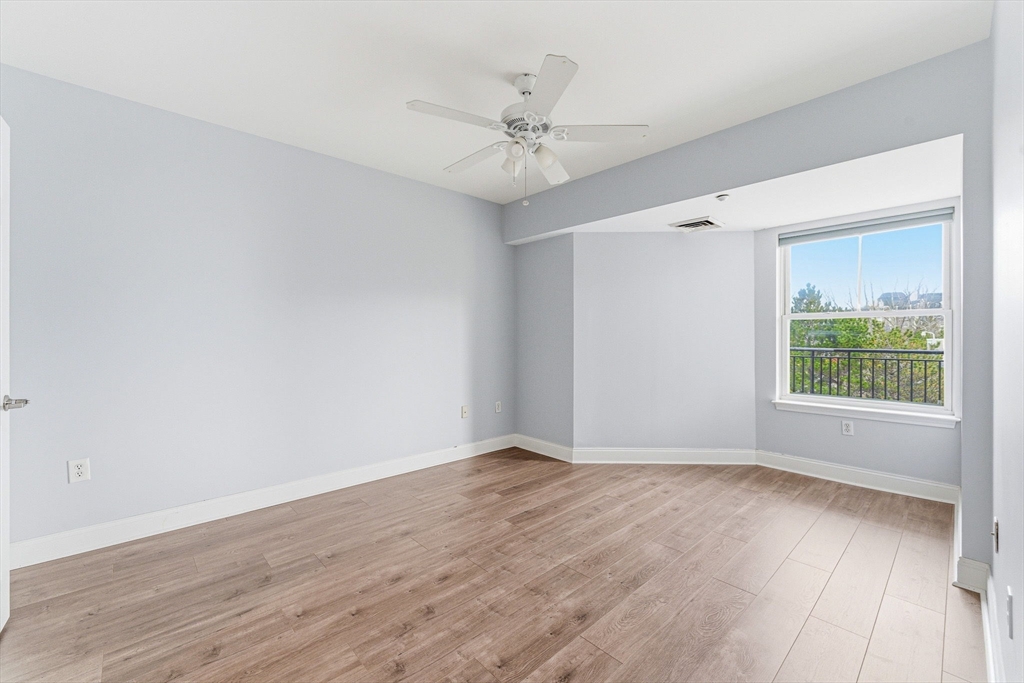 10 Seaport Dr # 2311