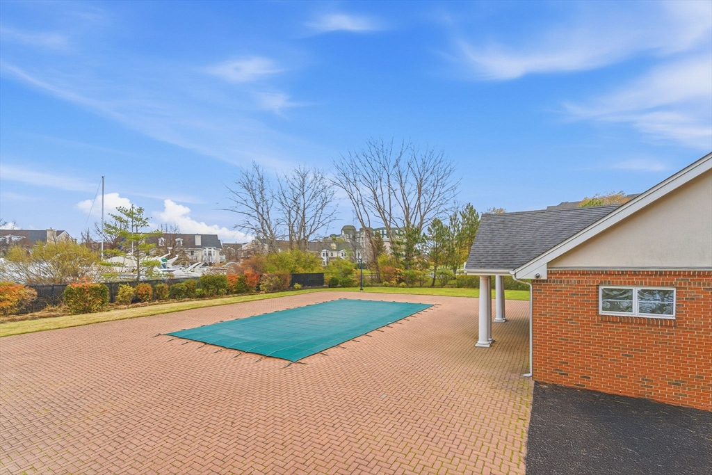 10 Seaport Dr # 2311