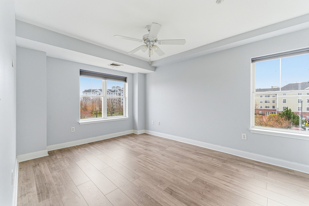 10 Seaport Dr # 2311