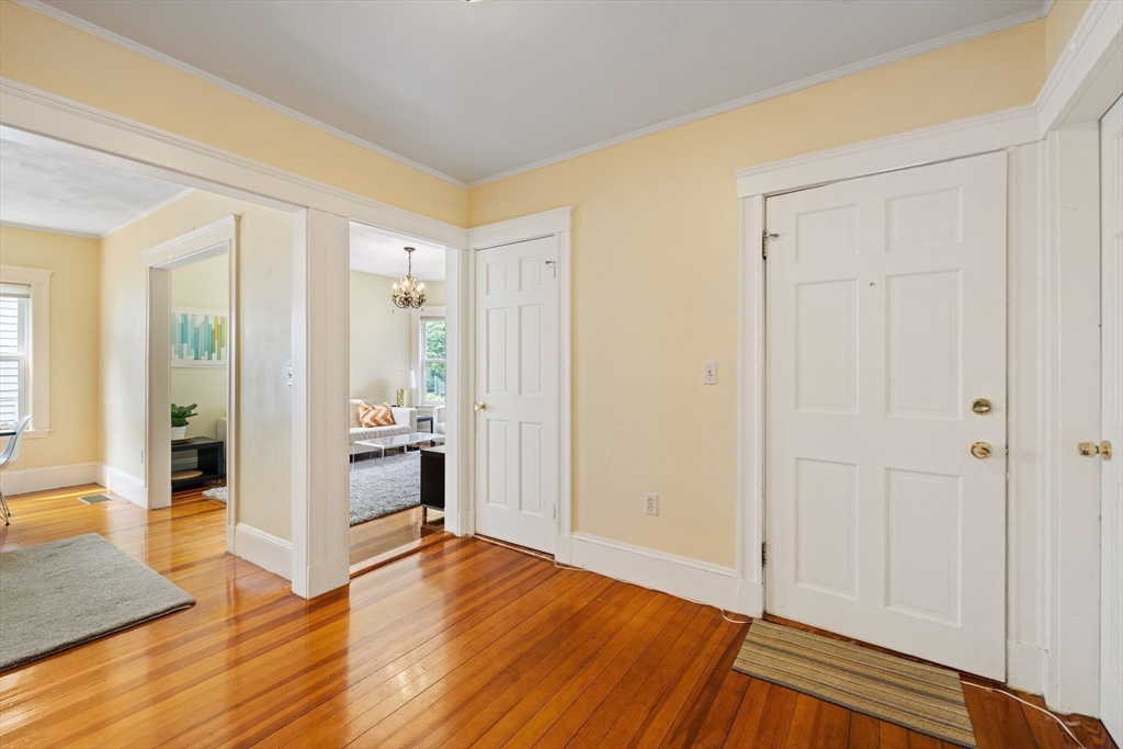29 Worcester St # 1
