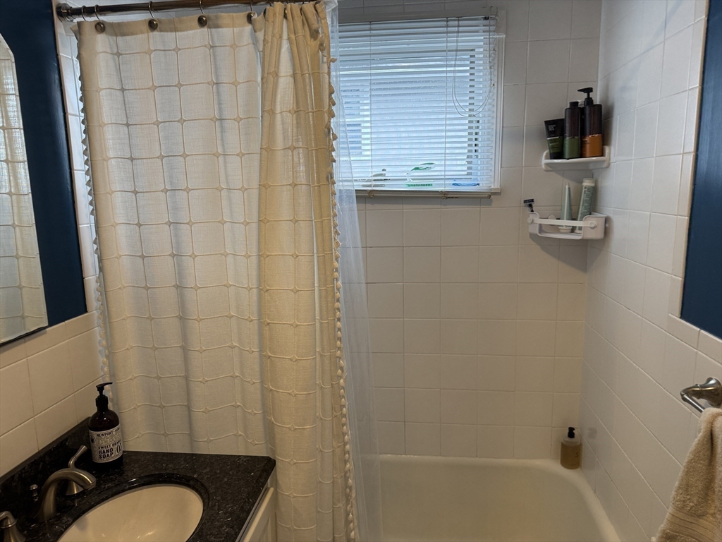 83 Greaton Rd # 1