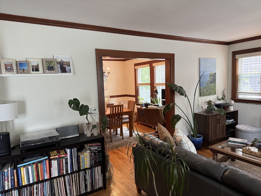 83 Greaton Rd # 1