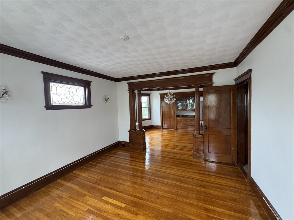 91 Greaton Rd # 2