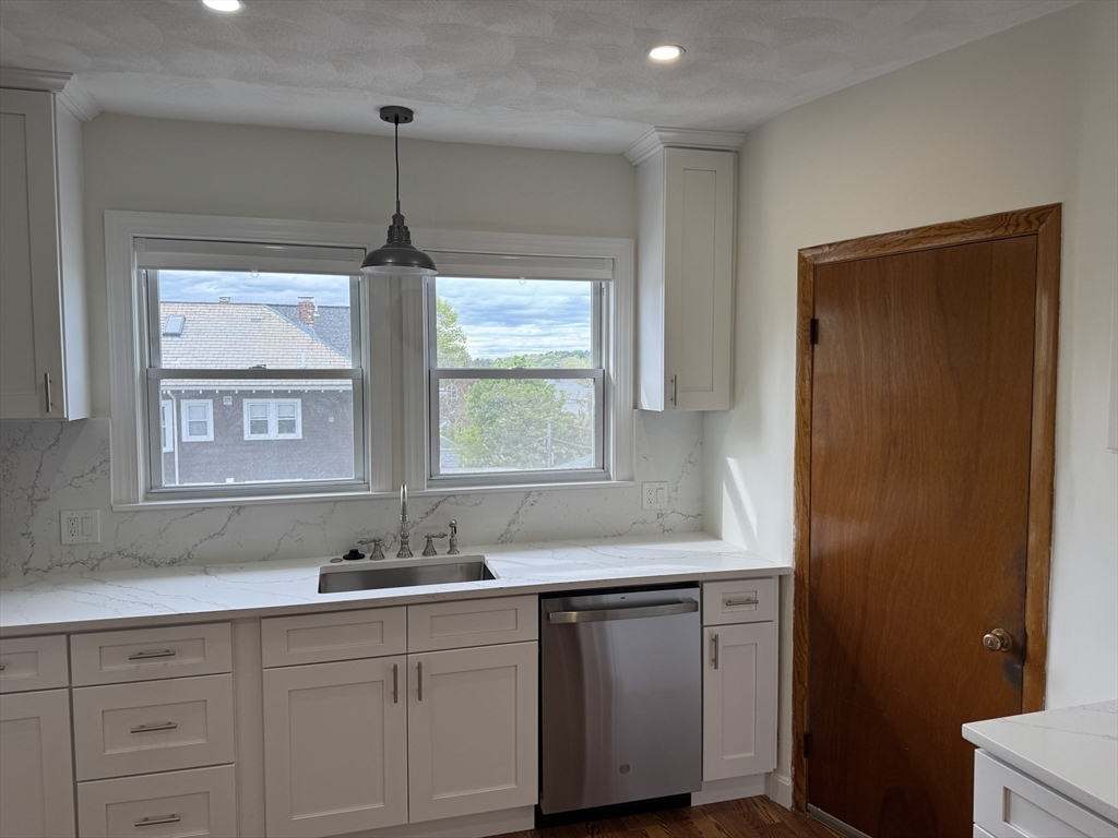 91 Greaton Rd # 2