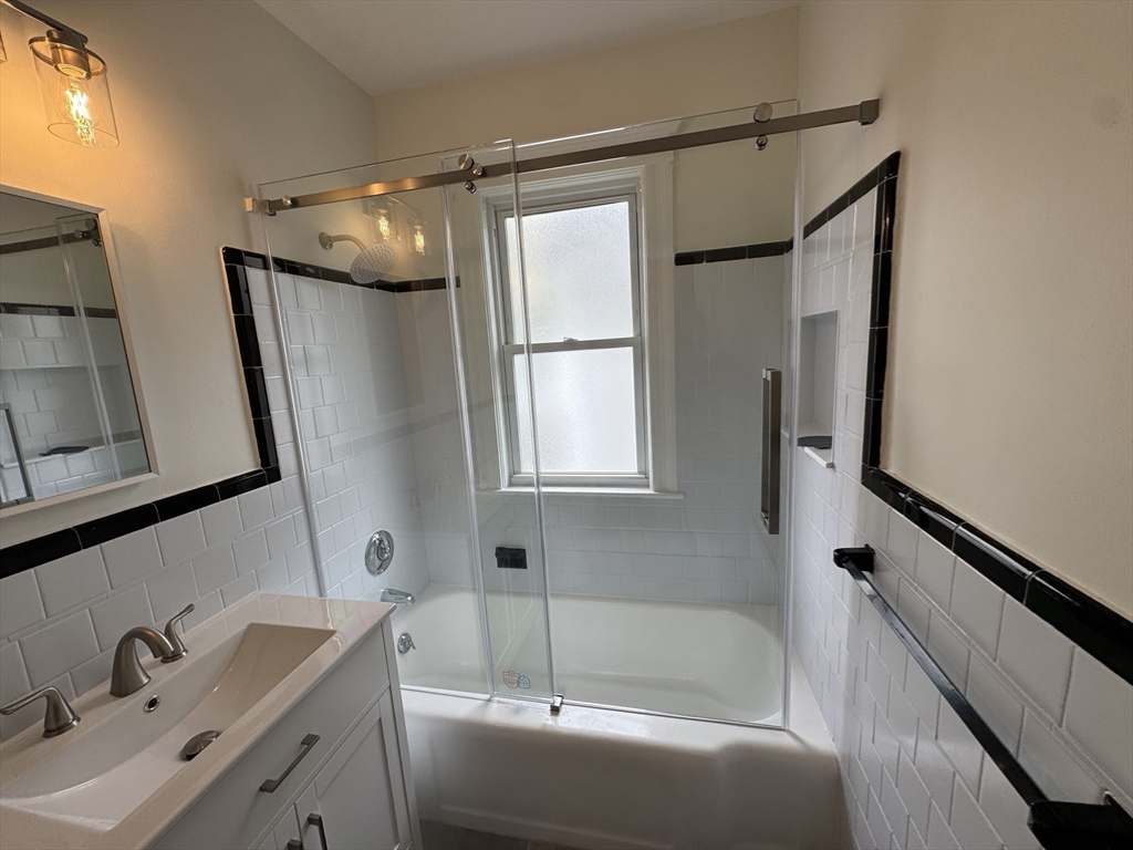 91 Greaton Rd # 2