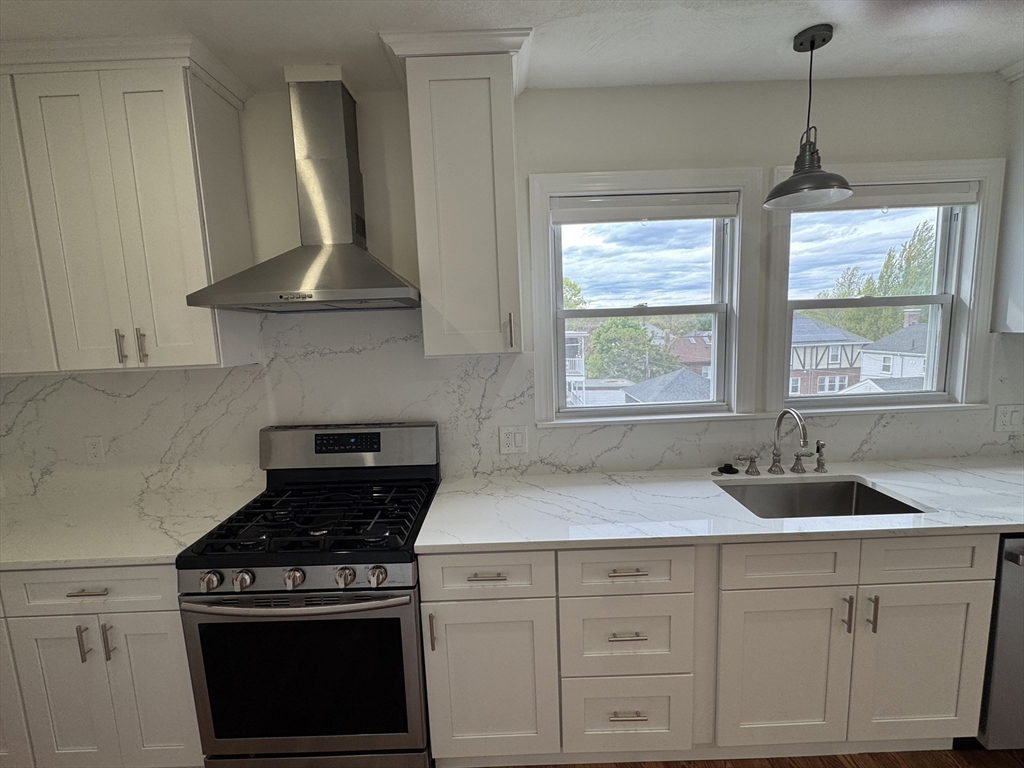 91 Greaton Rd # 2