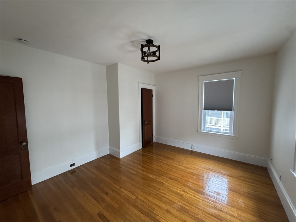 91 Greaton Rd # 2