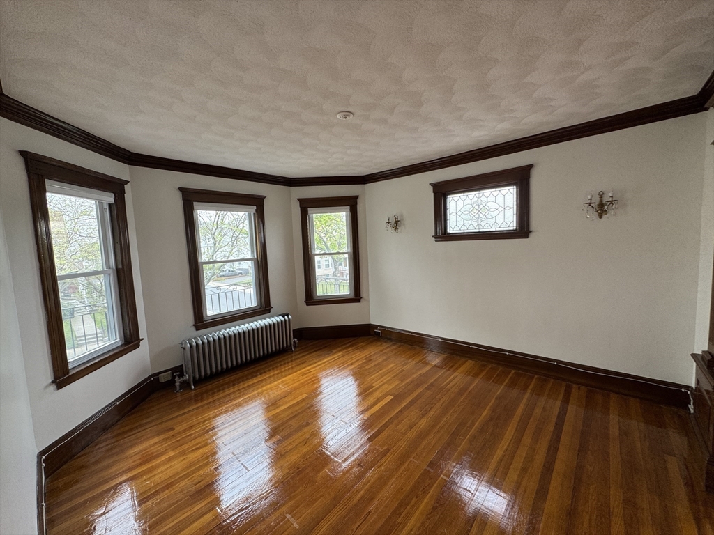 91 Greaton Rd # 2