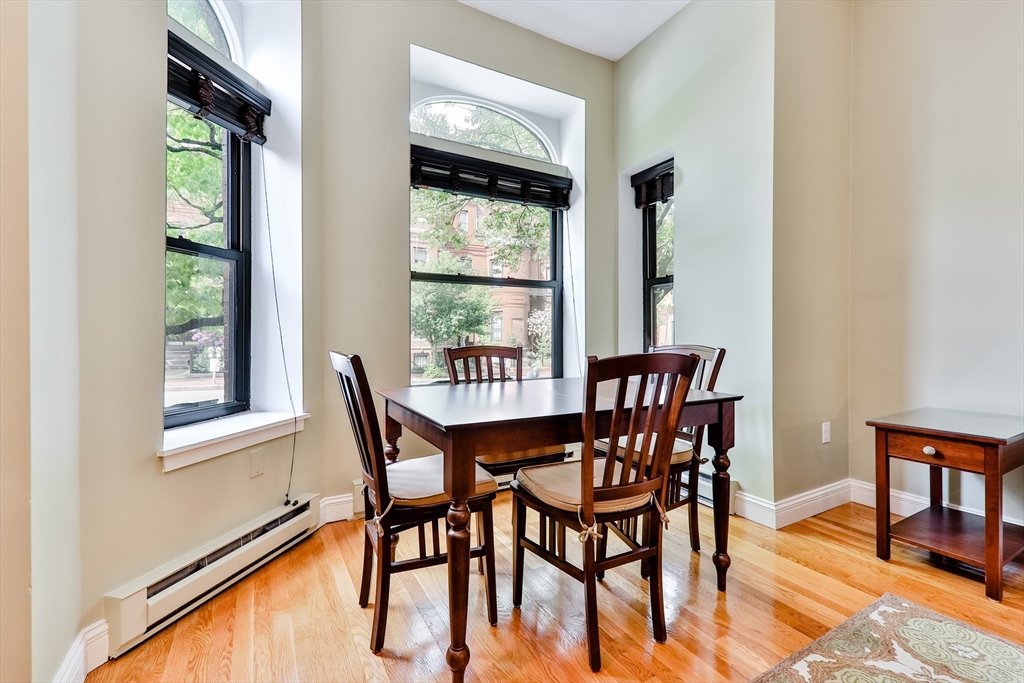 237 W Newton St # 3